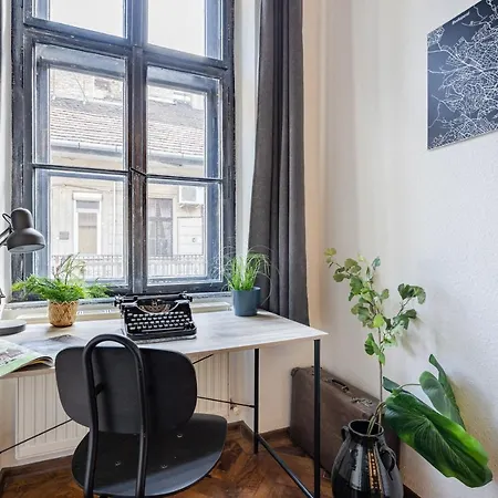Thegreybrick - Cosy On Bright Boulevard Appartamento Budapest