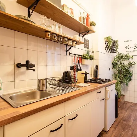 Thegreybrick - Cosy On Bright Boulevard *