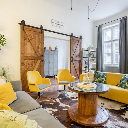Thegreybrick - Cosy On Bright Boulevard *